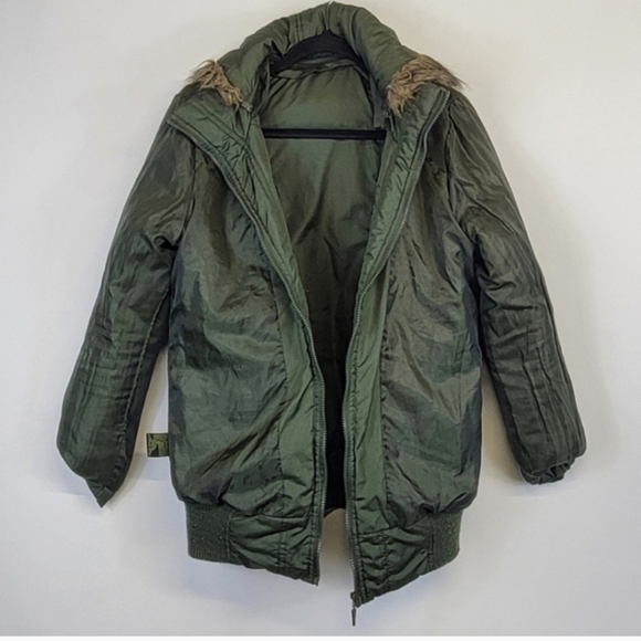 DOLLHOUSE Hooded Bomber Green Puffer Jacket Size Medium - Picture 3 of 7